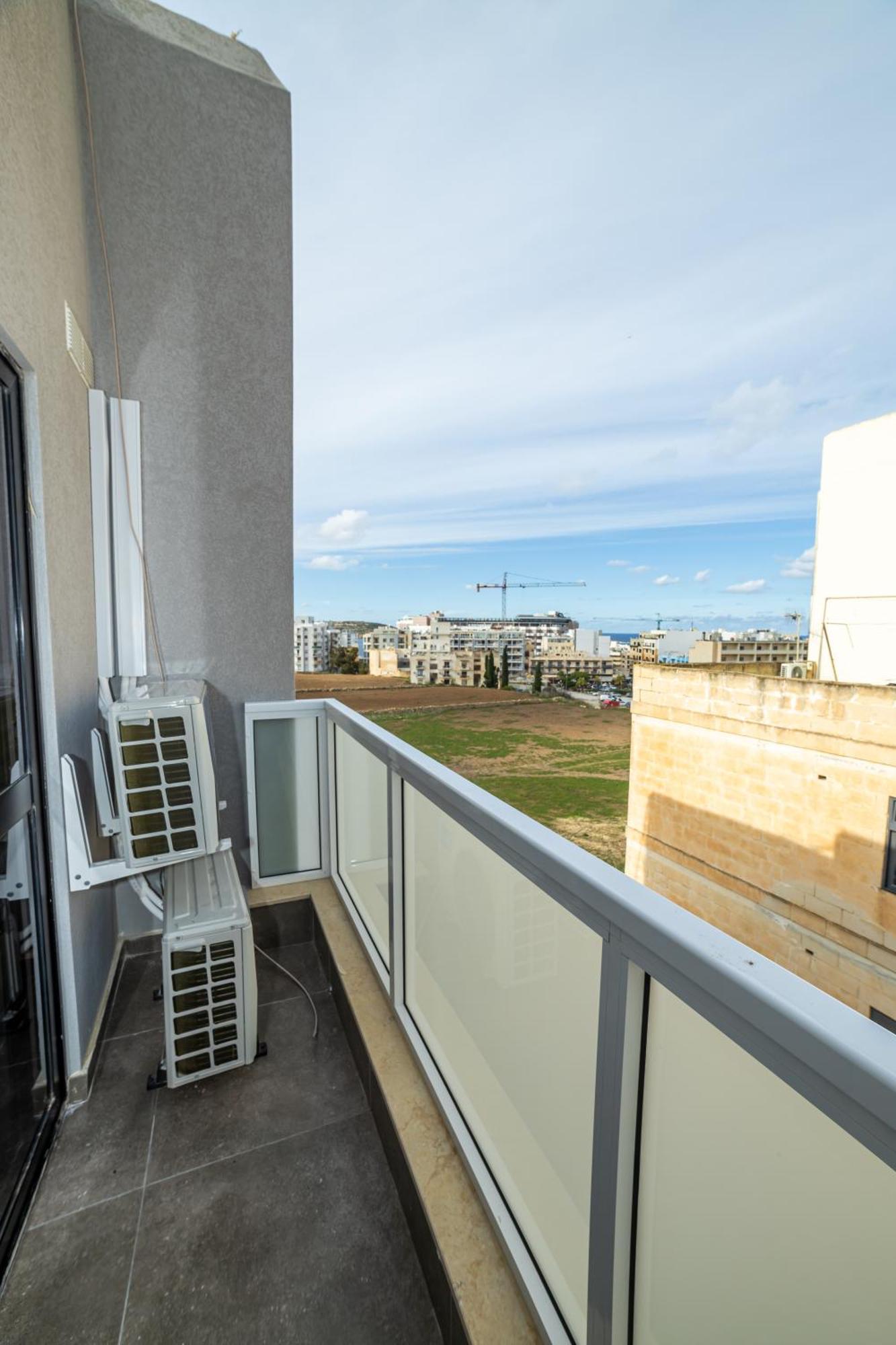 Charming Corner Apartment With Country View 2Br St. Paul's Bay Dış mekan fotoğraf